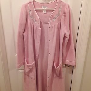 Rebecca Malone lounge bathrobe